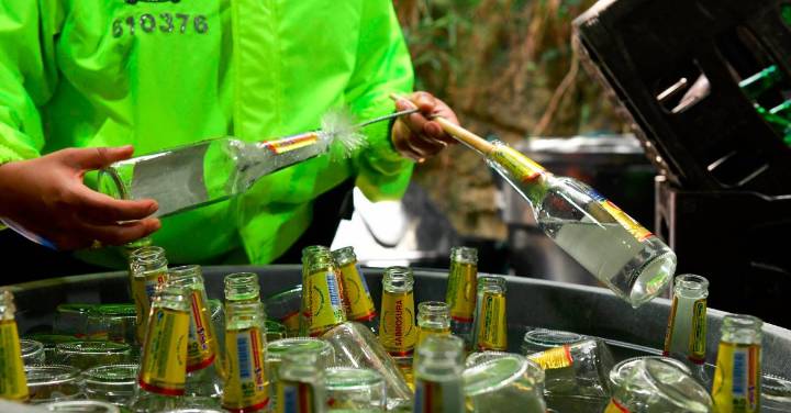 Iban a vender “pola mala” en la Feria de las Flores: cayeron 13 que formarían parte de red de cerveza adulterada en Medellín