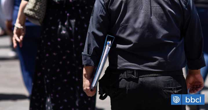 Reportan que desempleo en Chile es de 8,9% y que en la RM escaló a 9,5%