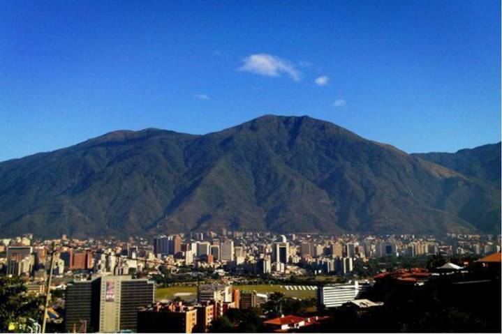 Venezuela amanece con poca nubosidad en gran parte del país