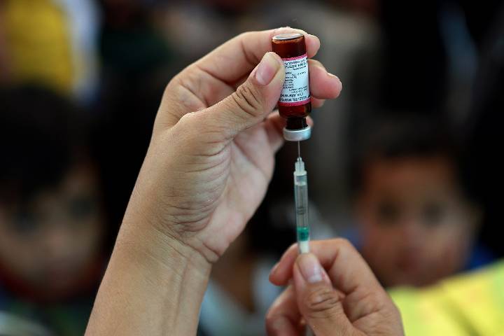 El gobierno pone fecha para erradicar los casos de sarampión en México