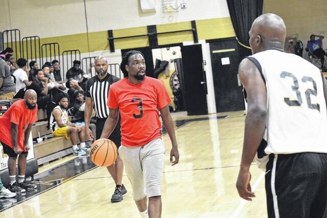 Clinton High reigns at Kings of the County Tournament