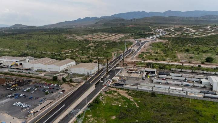 Mentira que no vaya a “jalar” la vía alterna a la carretera 57: Gallardo