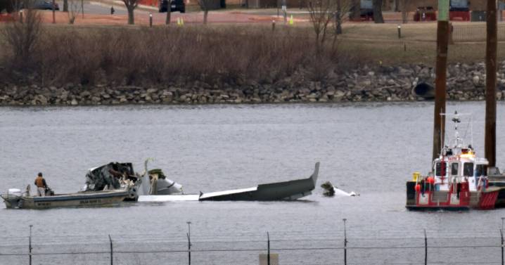 NTSB holds hearings on January's deadly mid-air collision near Reagan National Airport