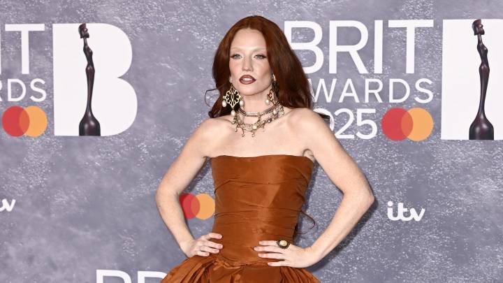 Jess Glynne Slams White House for Jet2 Holiday Sound Deportation Meme