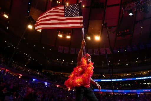 President Trump, Brooke Shields, Jake Paul and others react to death of wrestling icon Hulk Hogan