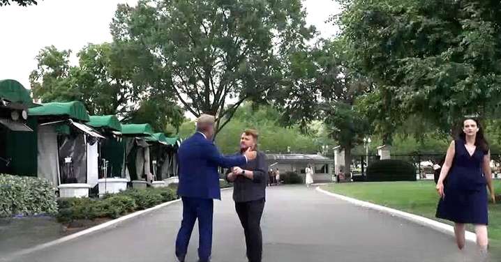 CNN’s Donie O’Sullivan Calls Out Brian Glenn for Not Asking Trump About Epstein