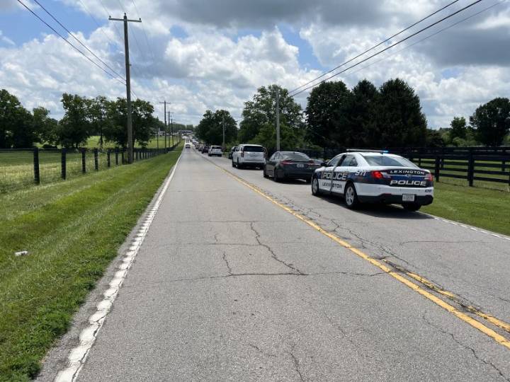 2 killed in shooting at Kentucky church, suspect dead: Police