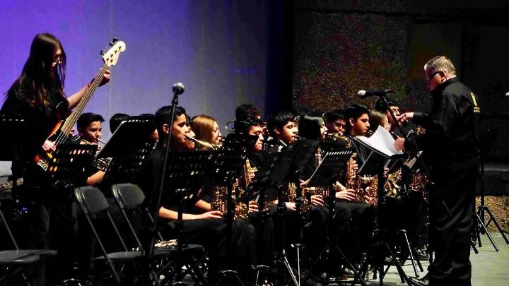 ¡Orquesta COMPAZ celebra un año más con este concierto lleno de talento, emoción y música para toda la familia!