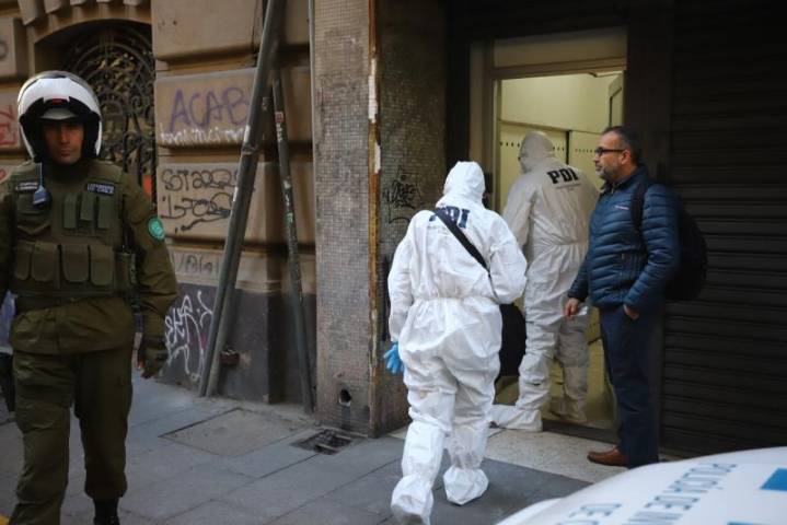 Más de $6 mil millones e ingresaron por otro edificio: Qué se sabe del millonario robo a banco en Valparaíso