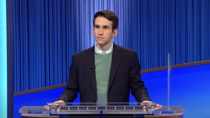 15-day champ soars over $400K, thanks to this ‘Final Jeopardy’ answer