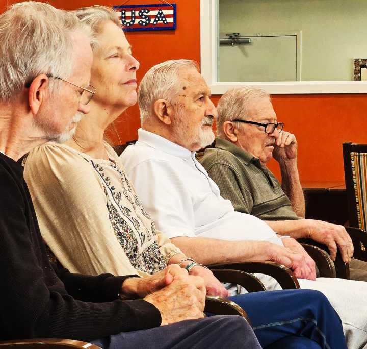 Phoenix Symphony members tour Valley providing music therapy