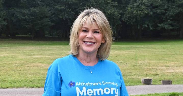 Ruth Langsford puts together simple summer cocktail with a 'lovely zingy twist'