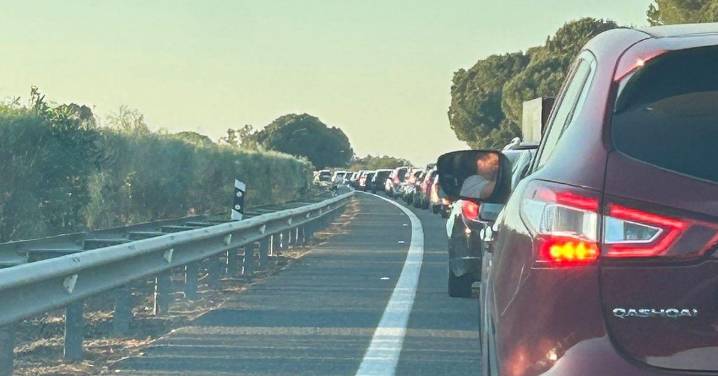 El colapso de la AP-4 empeora y duplica los tiempos para viajar entre Sevilla y Cádiz
