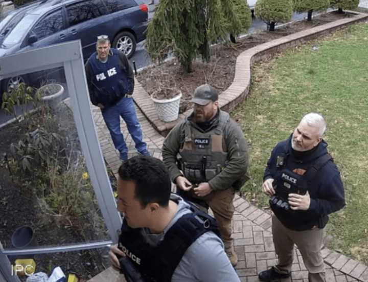 Activistas crean bases de datos para identificar a los agentes de ICE