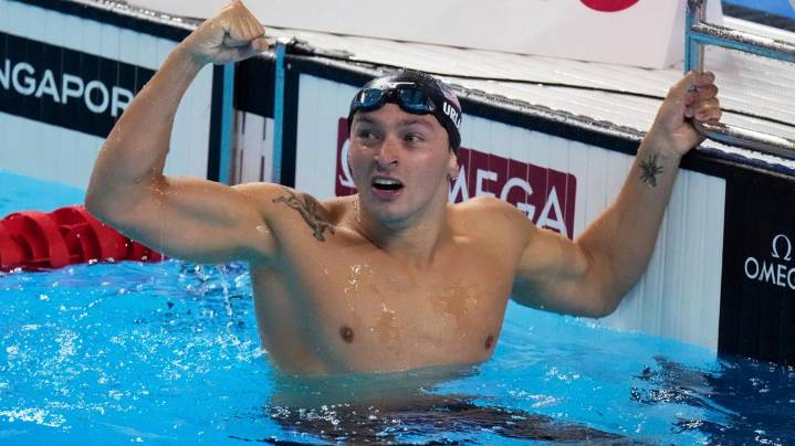 UGA's Luca Urlando wins gold in 200m butterfly at World Championships
