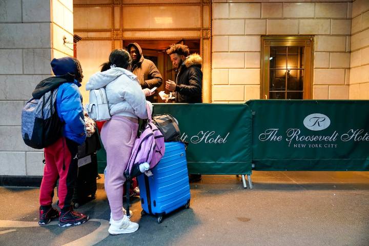 El Gobierno de Trump demanda a Nueva York por sus leyes de ciudad santuario para los migrantes