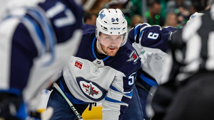 Jets' Dylan Samberg avoids arbitration, signs three