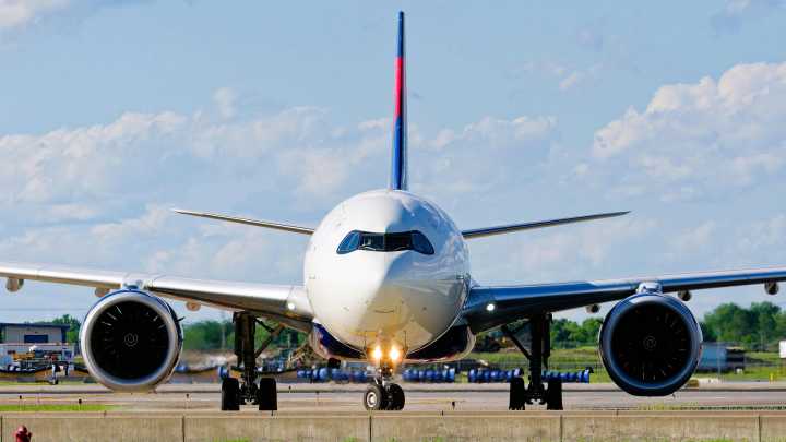 Severe Turbulence Forces Delta Flight To Divert, Sends 25 To Hospital