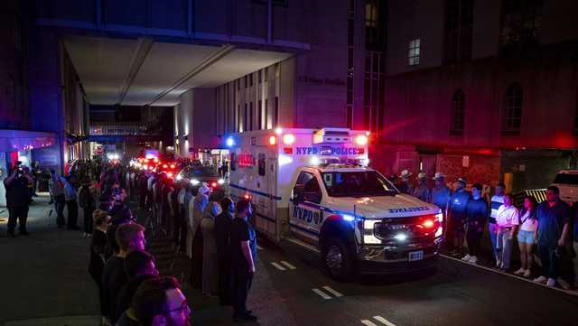 Manhattan Office Shooting: NYPD Officer Among 5 Dead