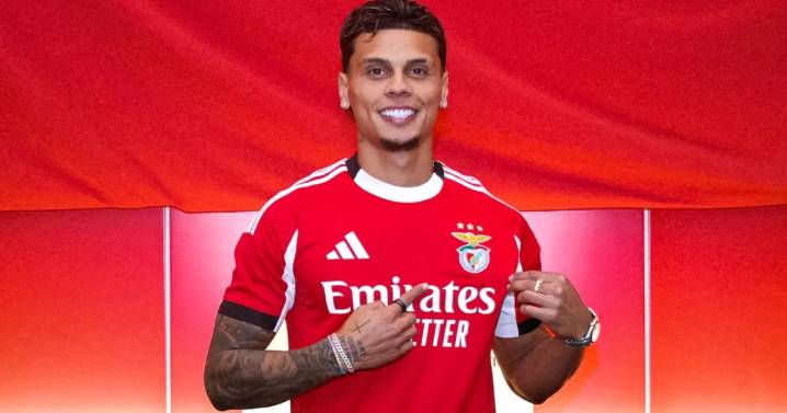 Richard Ríos: Primer récord sin haber debutado con el Benfica