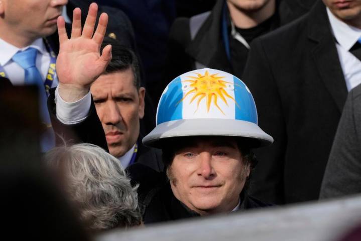 Milei anuncia una reducción a las retenciones agrícolas en Argentina