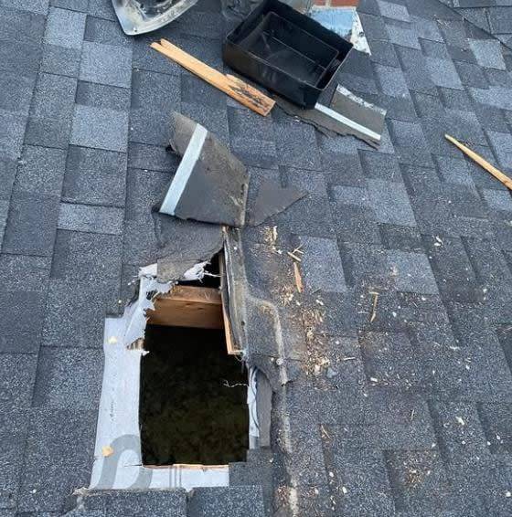 Man smashes hole in Saskatoon couple's roof to hide in attic