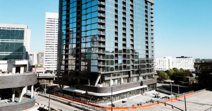 Now leasing: Downtown Atlanta’s newest luxury apartment tower