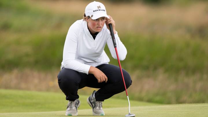 Lottie Woad keeps two-shot lead in bid to win pro debut at Women's Scottish Open