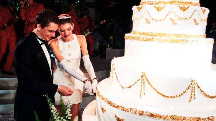 The Best Wedding Cakes in Vogue