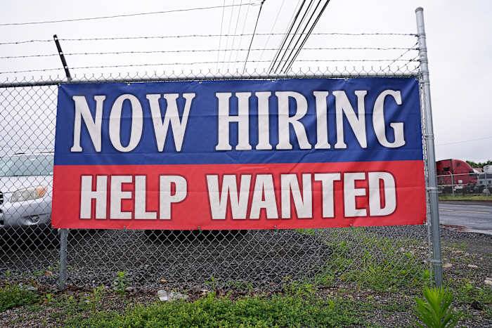 US applications for jobless benefits fall for fifth straight week, hitting lowest level since April
