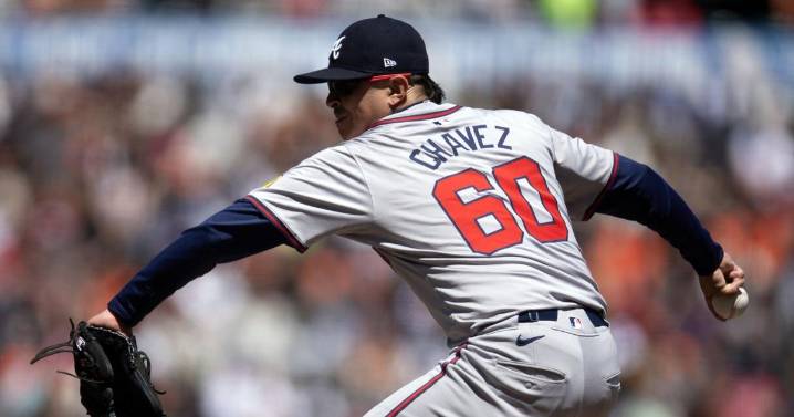 Braves reliever Jesse Chavez set to call it a career