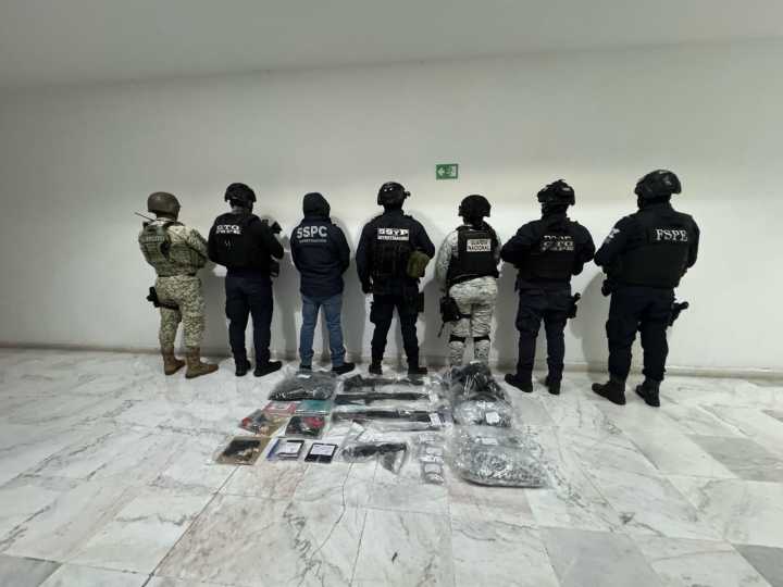 DETIENEN A PRESUNTO LIDER NARCOMENUDISTA EN LEÓN