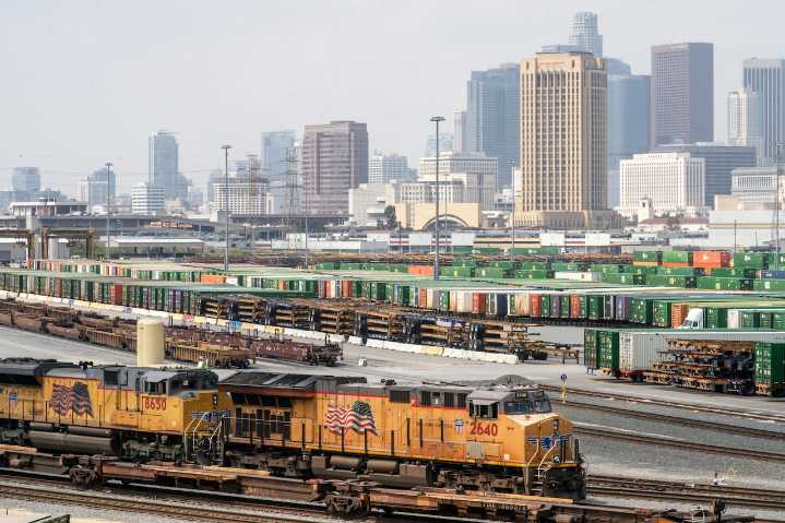Union Pacific and Norfolk want to merge, create transcontinental railroad