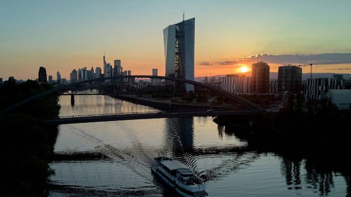 Like the Fed, European Central Bank holds off on rate cuts amid tariff upheaval