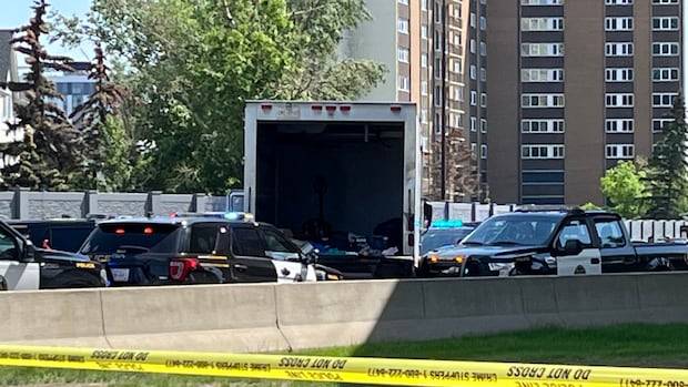 Calgary police officer charged with 2 counts of 2nd