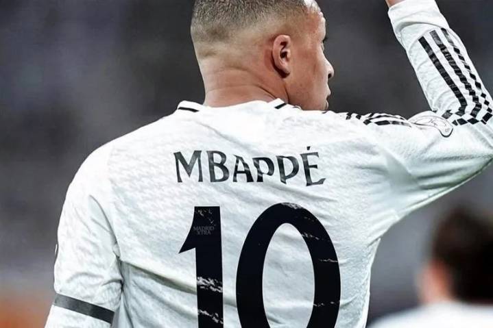 Kylian Mbappé heredará el dorsal 10 del Real Madrid a partir de la temporada 2025