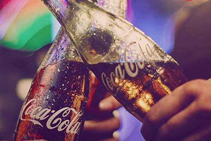 Trump dice que le cambió la fórmula a la Coca-Cola: “¡Es simplemente mejor!”, asegura