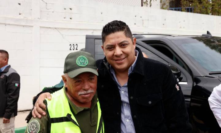 Gallardo va contra las “mordidas” con propuesta de pensión a policías municipales
