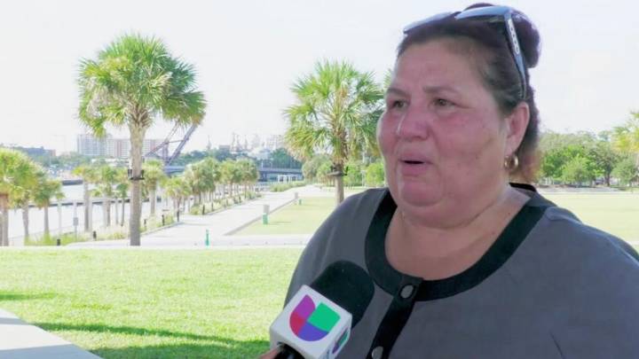 "Cuba no me acepta": abuela en Tampa vive angustia tras orden de deportación