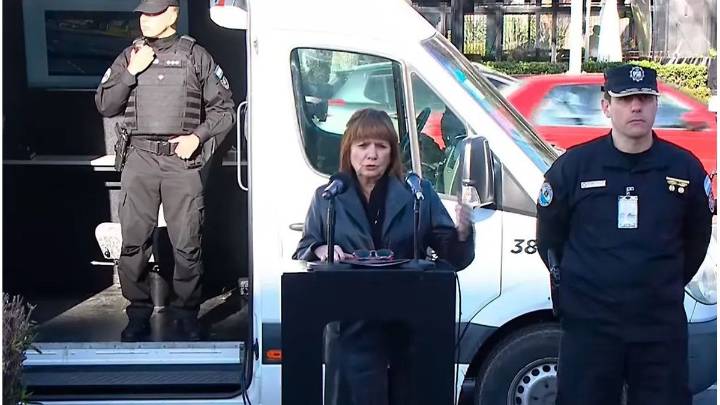 Patricia Bullrich puso en funcionamiento el Anillo Digital