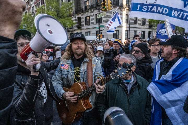 Canadian church slapped with $2,500 fine for hosting Sean Feucht
