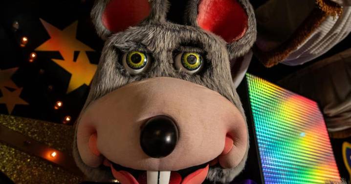 Chuck E. Cheese mascot busted for debit card theft in Florida: Police