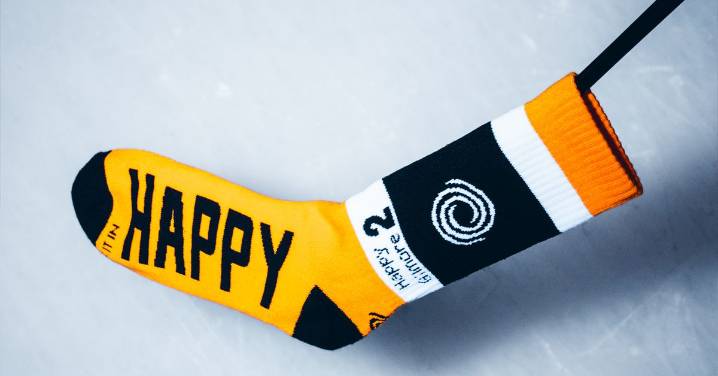 Golf fans can win a Happy Gilmore-style putter at Topgolf this Sunday and next weekend