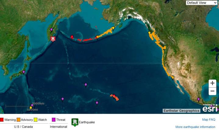El tsunami alcanza la costa de California