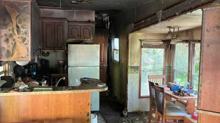 2 women killed in camper explosion