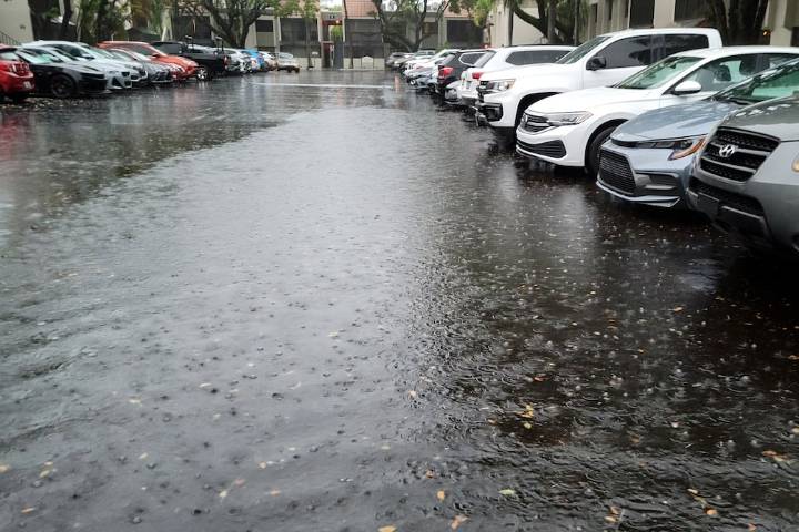 Nueva perturbación en el Golfo podría afectar a Florida en días: lluvia y posibles inundaciones repentinas