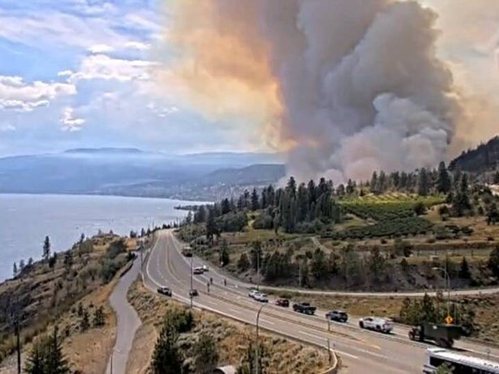 Peachland wildfire: Evacuations underway for about 400 properties