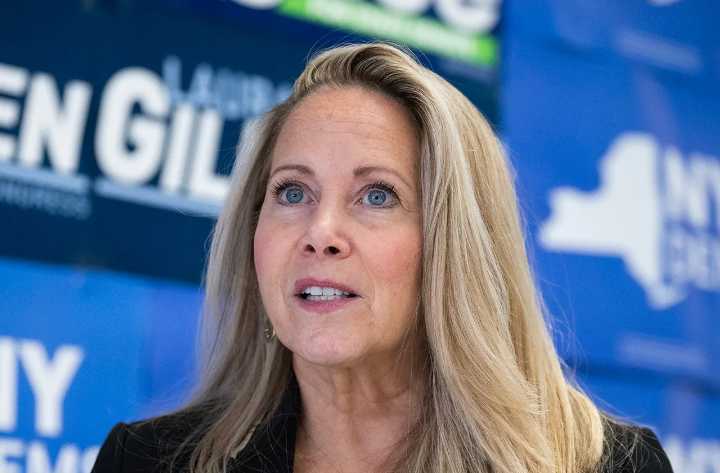 El silencio de los congresistas en Long Island también compite en las urnas