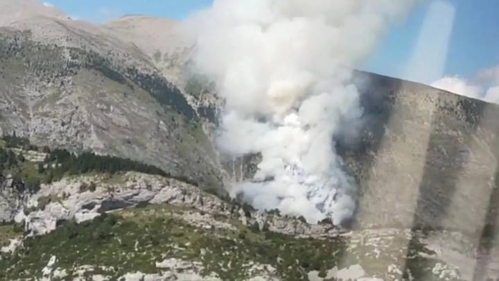 Extinguido el incendio en Foradada del Toscar (Huesca) tras quemar 18 hectáreas