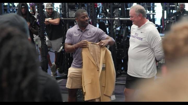 TCU legend LaDainian Tomlinson donates iconic Hall of Fame jacket to his alma mater